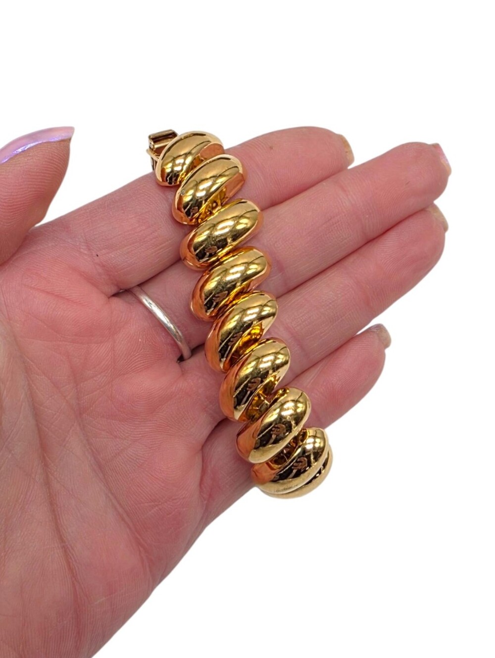 Vintage 1980s Napier Gold Tone Bracelet & Matching Earrings Set - Picture 7 of 12